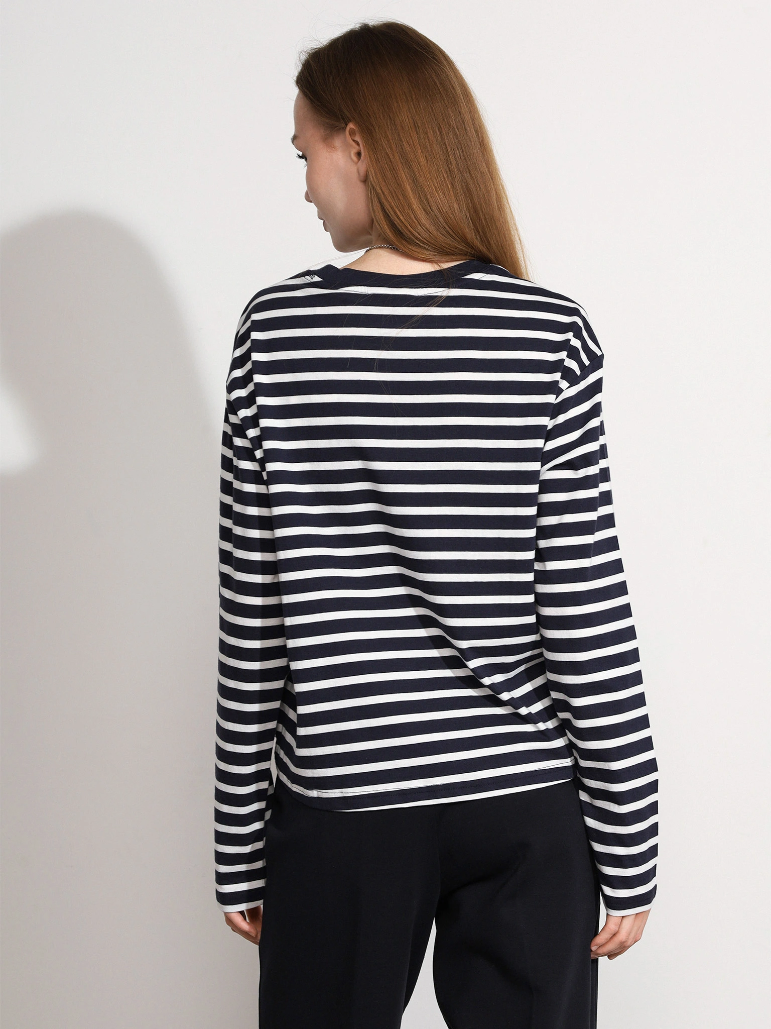 Футболка в темно-синюю полоску из хлопка